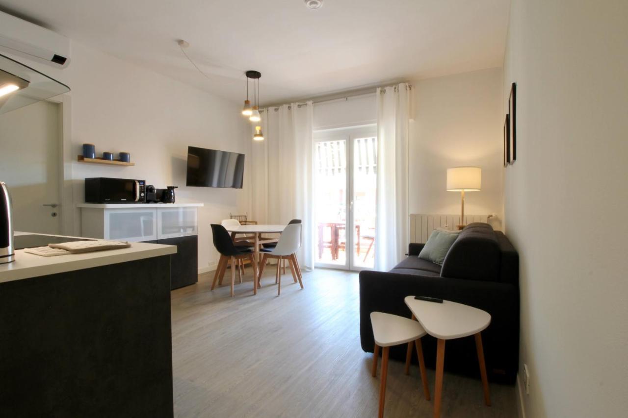 Interno 19 Apartment บอร์ดิเกรา ภายนอก รูปภาพ